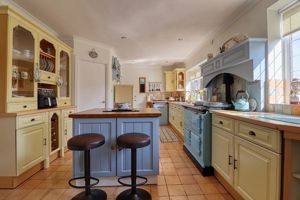 Kitchen/Diner- click for photo gallery